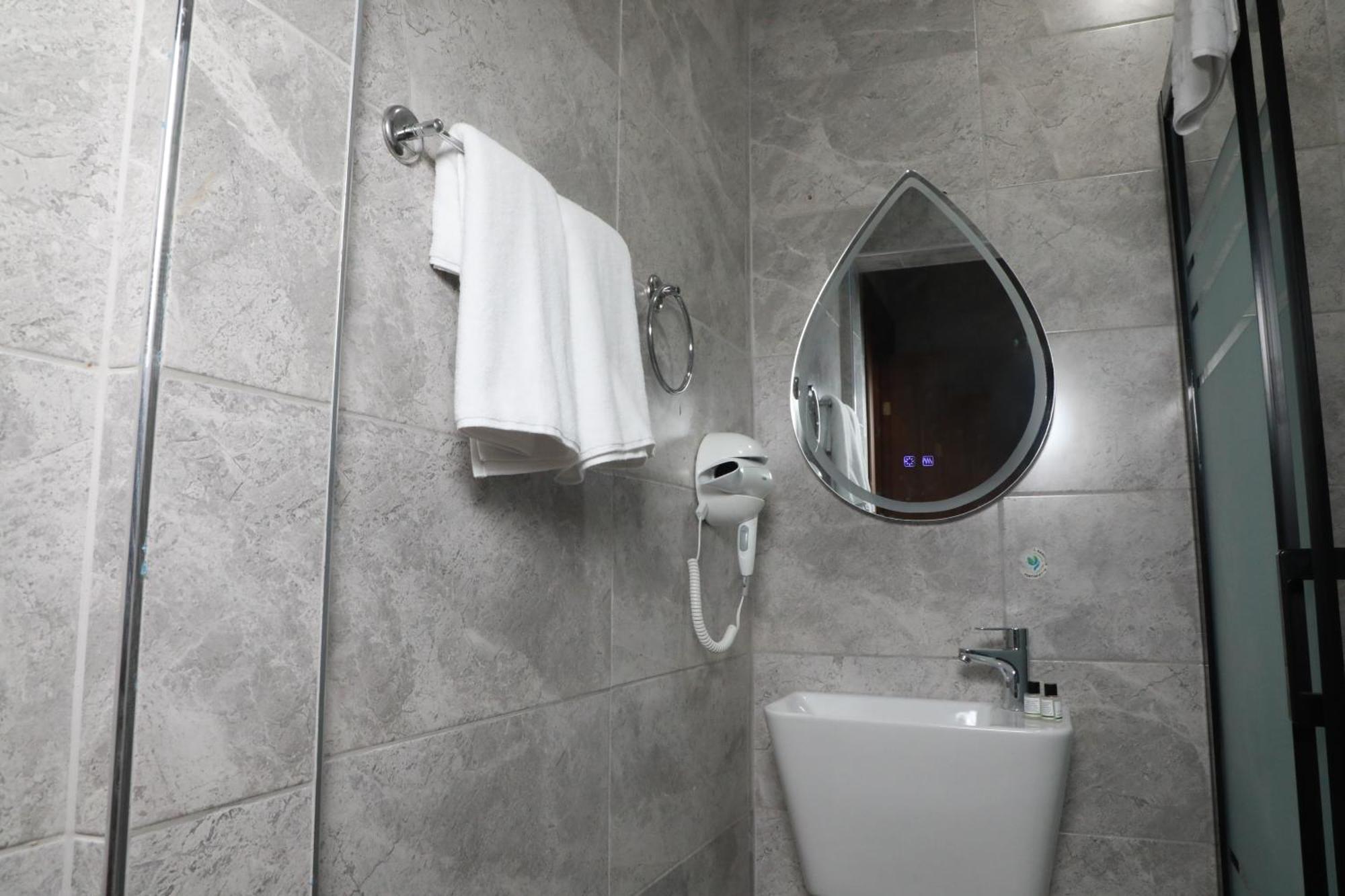 Rays Hotel Bakirkoey City Center Istanbul Eksteriør bilde